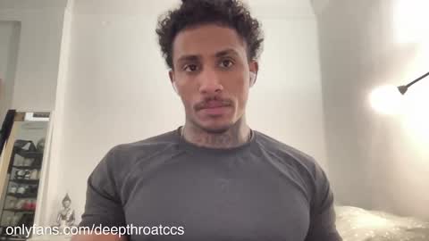 deepthroatfucker_ccs online show from December 22, 1:11 pm