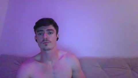 deepwhite2003 online show from October 11, 5:44 am