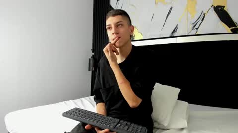 DEIVY online show from March 7, 8:44 pm