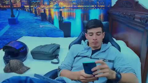 DEIBY online show from December 18, 11:45 pm