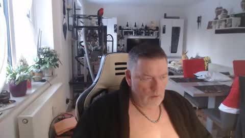 deinprinz2312 online show from January 4, 7:24 am