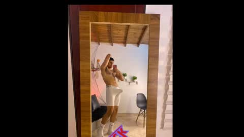 Snapshot of deivy_gram chatting on March 6, 2:41 am  DEIVY  online show from March 6, 2:41 am