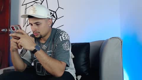 Snapshot of deivy_gram chatting on October 12, 7:08 pm  DEIVY  online show from October 12, 7:08 pm