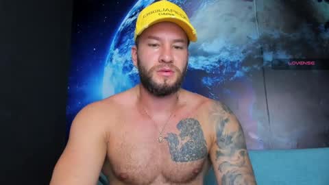 Delessandro online show from April 4, 1:57 am