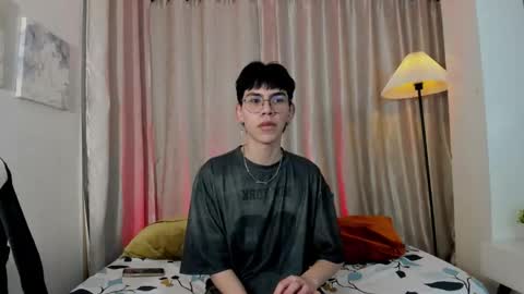 demian_hush online show from February 19, 2:52 am