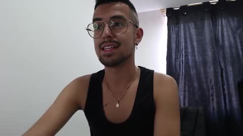 demian_val_4 online show from February 6, 6:24 pm