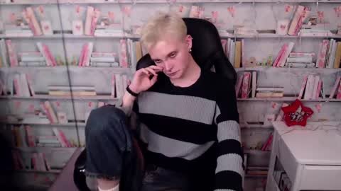 demianenglen online show from January 16, 10:02 pm