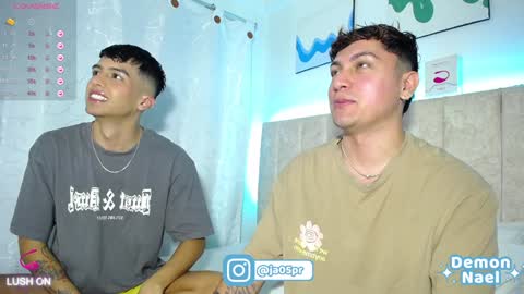 Snapshot of demonael chatting on February 5, 3:02 am Juan  Gabriel Independent Models 3 online show from February 5, 3:02 am