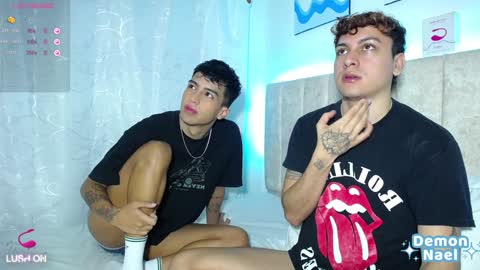 Snapshot of demonael chatting on January 8, 3:08 am Juan  Gabriel Independent Models 3 online show from January 8, 3:08 am