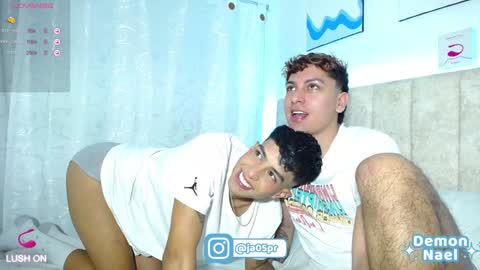 Snapshot of demonael chatting on January 15, 3:11 am Juan  Gabriel Independent Models 3 online show from January 15, 3:11 am