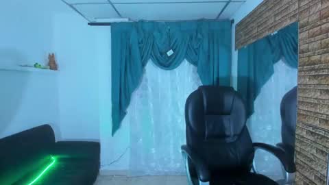 Dereck Boy online show from September 10, 10:19 pm