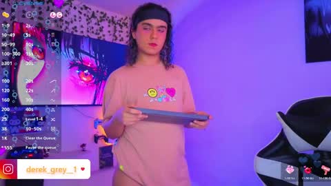 derek grey online show from April 9, 9:21 pm