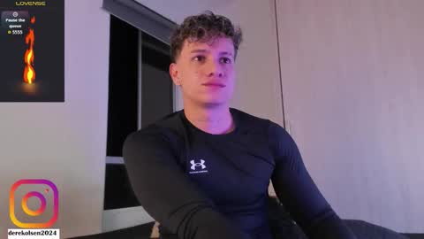 Derek  IG Derekolsen2024 online show from November 8, 2:37 am