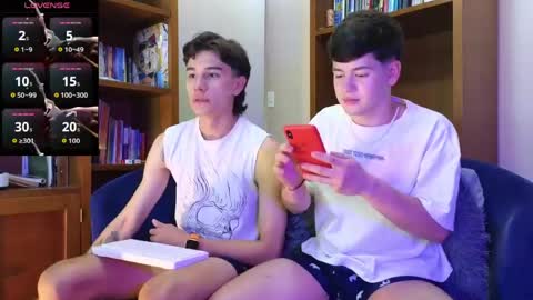Derek online show from May 24, 12:38 am
