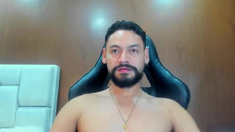 Snapshot of derrybigger_cm chatting on September 23, 7:35 pm DerryBigger CM online show from September 23, 7:35 pm