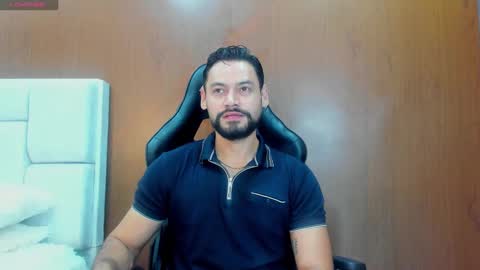 Snapshot of derrybigger_cm chatting on October 13, 6:03 pm DerryBigger CM online show from October 13, 6:03 pm