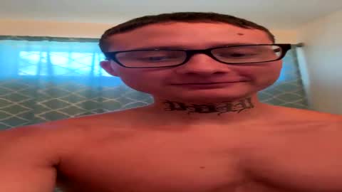 desertdude428407 online show from April 22, 7:40 pm