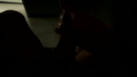 designershadestohideyourface online show from April 2, 1:03 am