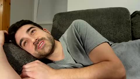 desmond4you online show from December 13, 1:26 am