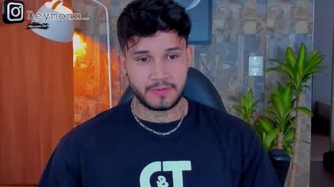 JULIAN online show from October 14, 8:38 pm