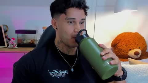 JULIAN online show from September 11, 10:53 pm