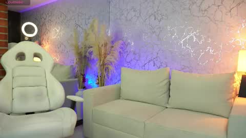 Diego online show from February 20, 1:24 pm