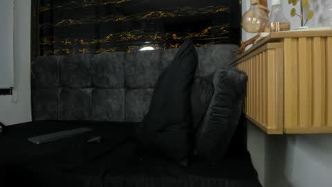 diamond_twink online show from February 24, 2:07 pm