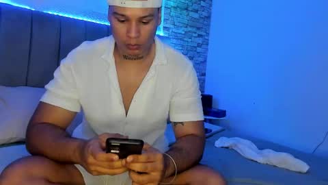 diegomiller_ online show from February 19, 5:26 am