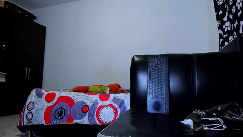 diiego_xxx online show from December 13, 11:33 pm