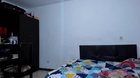 diiego_xxx online show from March 17, 10:01 pm