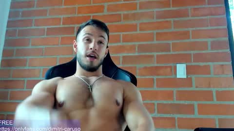 dimitricaruso online show from December 19, 8:39 pm