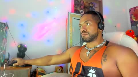 Snapshot of dimitry_muscle chatting on September 18, 2:02 am dimitry kyle mucle online show from September 18, 2:02 am