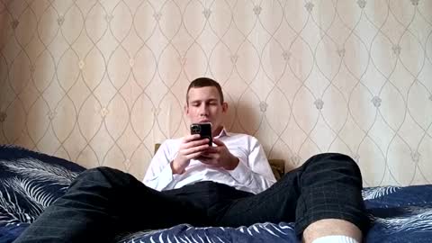 D  V  online show from January 17, 8:24 am