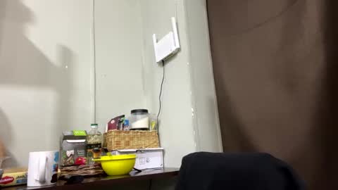 D  V  online show from January 7, 8:52 pm