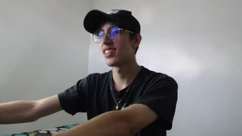 Dio online show from November 18, 1:15 pm