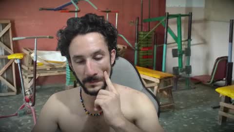 Henry online show from February 28, 1:26 am