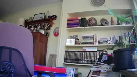 Snapshot of dirk_digggler chatting on January 13, 9:42 pm Dirk Digggler online show from January 13, 9:42 pm