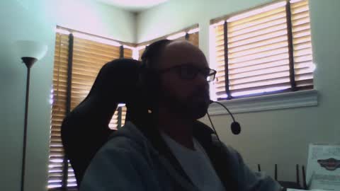 dirtrider15 online show from March 4, 6:29 pm