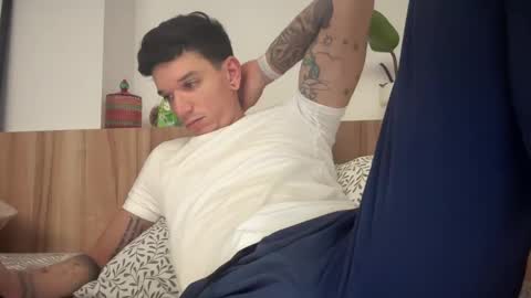 Snapshot of dirtyprettyboi chatting on March 10, 7:00 am buy tokens with link  online show from March 10, 7:00 am