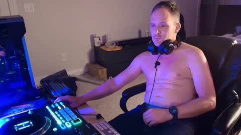 dj_diesel_rat online show from March 12, 2:52 am