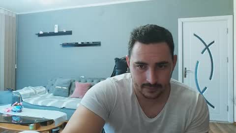 STR8 BOYv online show from October 7, 9:02 am