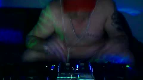 djnackt75 online show from May 20, 12:06 am