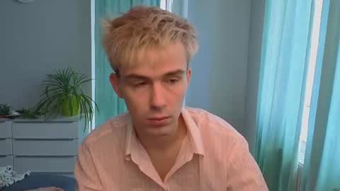 Robert online show from June 13, 8:56 am