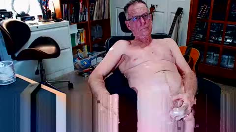 Doctor Fine online show from December 19, 8:23 pm