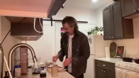 Snapshot of doctorjwillseeyounow chatting on October 12, 5:01 am doctorJwillseeyounow online show from October 12, 5:01 am