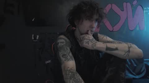 doenits online show from October 15, 5:48 am