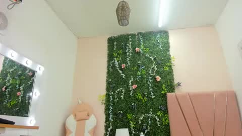 doll_lovexxxx online show from October 21, 3:09 am