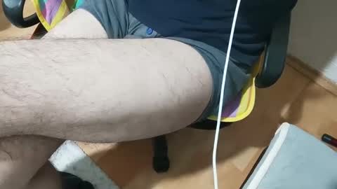 dominantboy77 online show from December 12, 9:58 pm