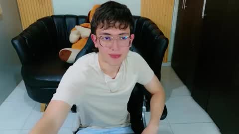 dominic_carminex online show from October 16, 7:55 pm