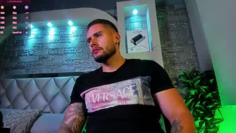 dominic de luca online show from October 2, 2:48 am